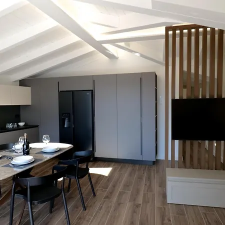 Lejlighed Super Attico Verbania